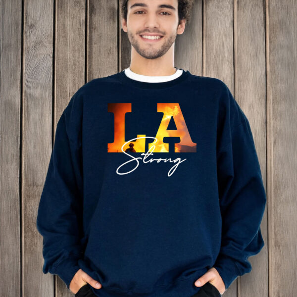 LA CALIFORNIA STRONG Classic T-Shirt